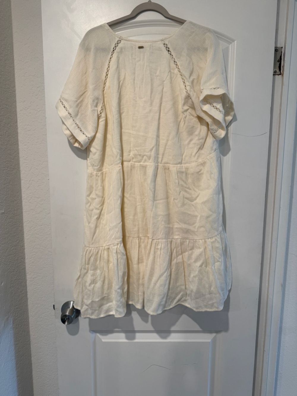 Rip Curl Cream Button-Front Tunic - Picture 4 of 4